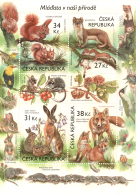Animals in our nature with their young - miniature sheet